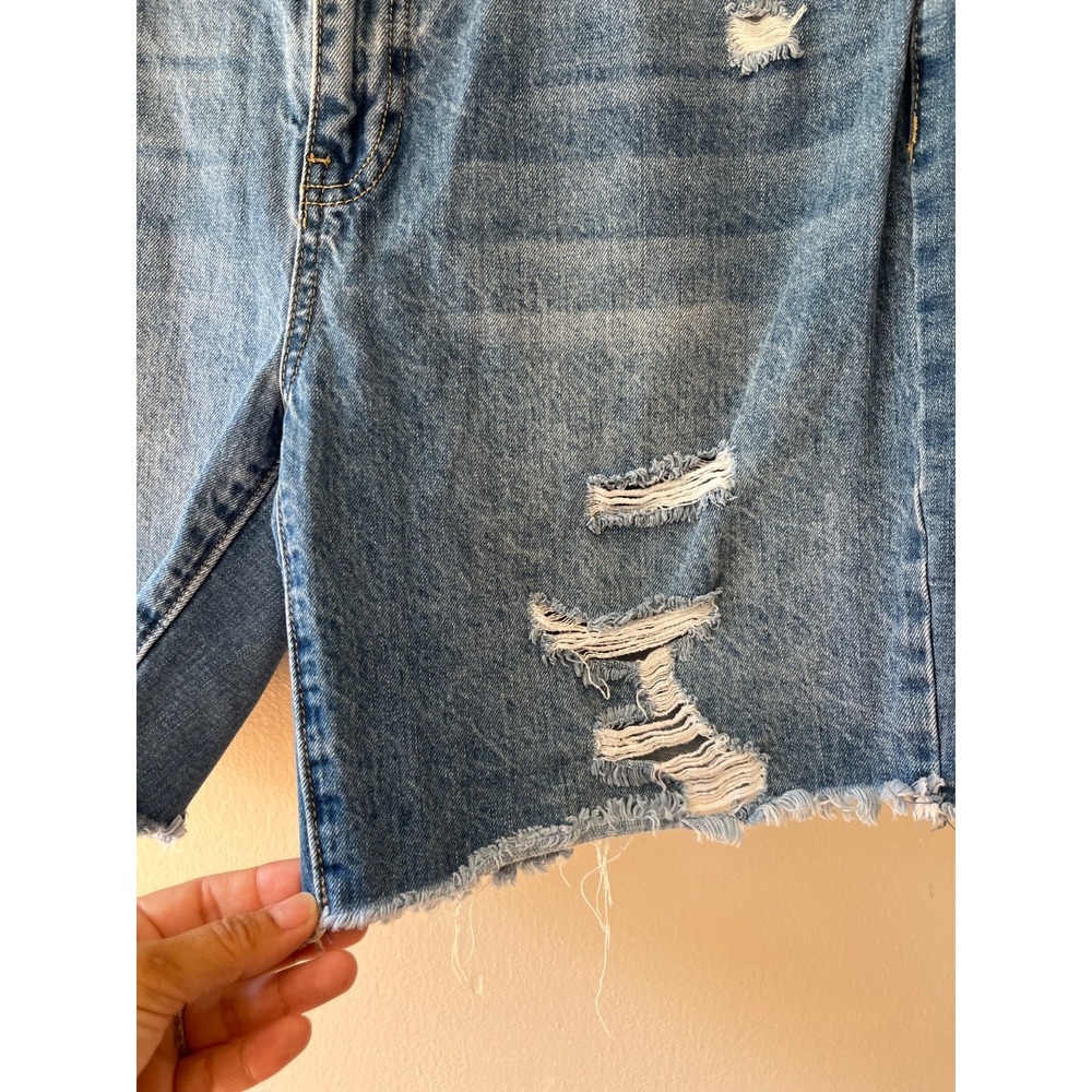Sz 15/32 High Rise Dark Denim Stretch Distressed Shorts Dream Fit Pockets - Picture 3 of 9
